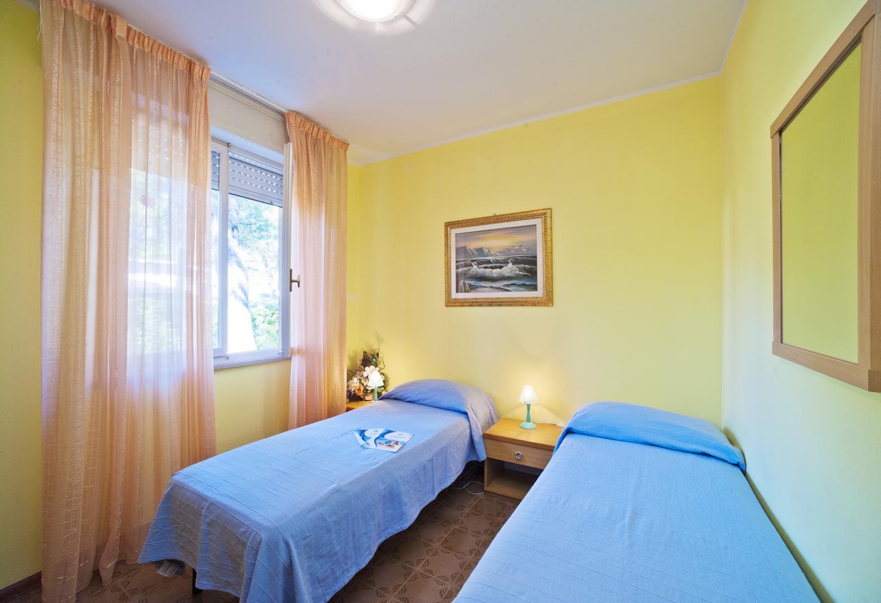 Olimpia Villa Бибионе Екстериор снимка